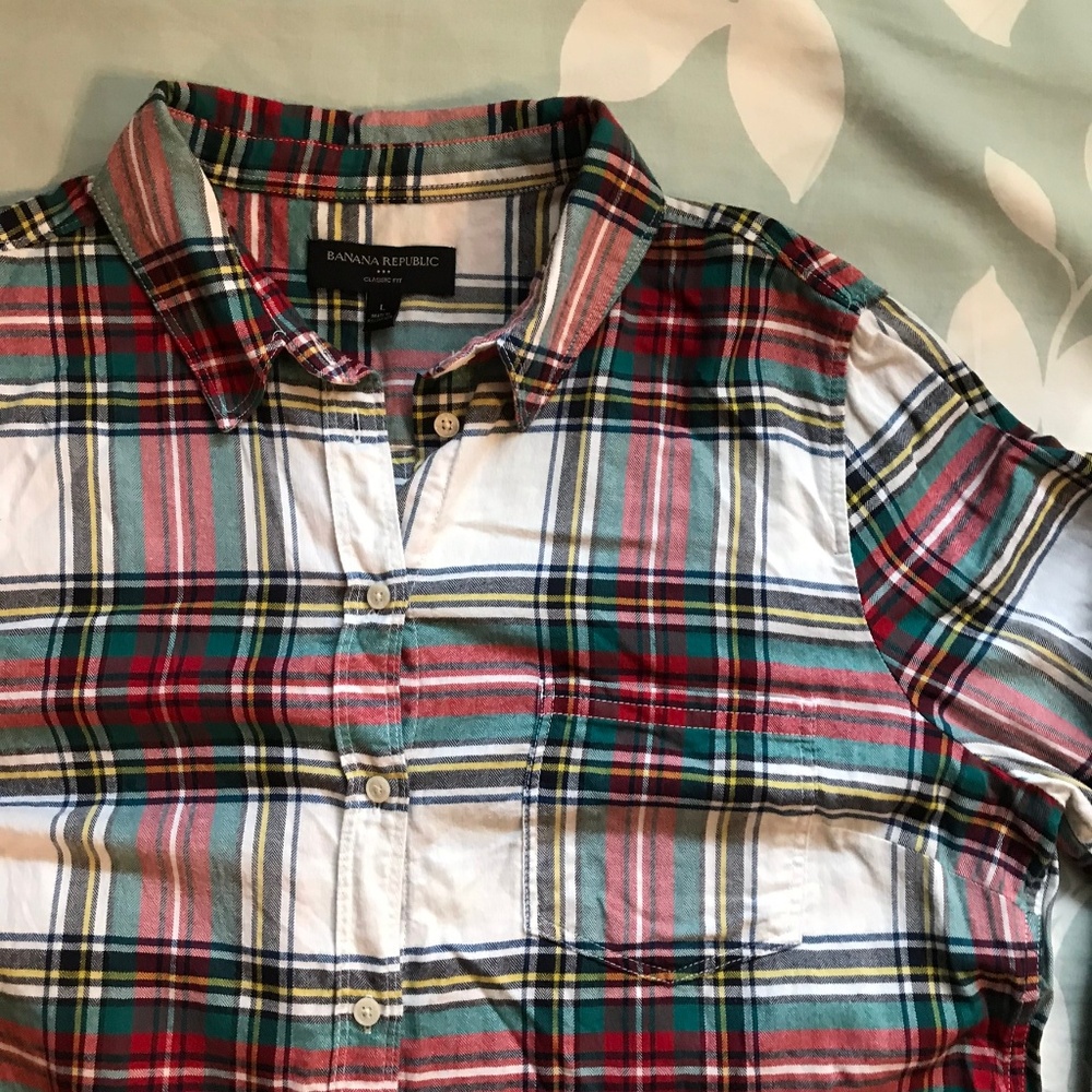 Banana Republic Plain Button Down Shirt